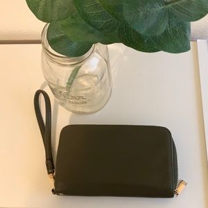 target wristlet wallet